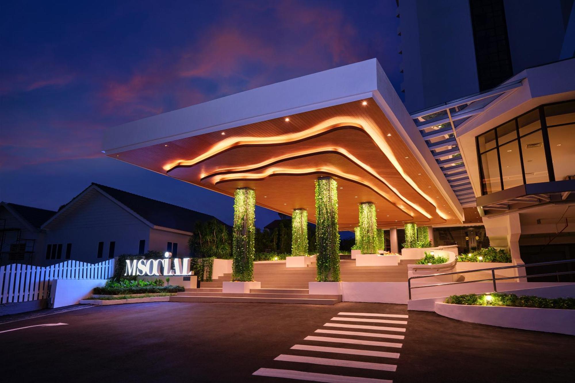 M Social Resort Penang Tanjung Bungah  Exterior photo